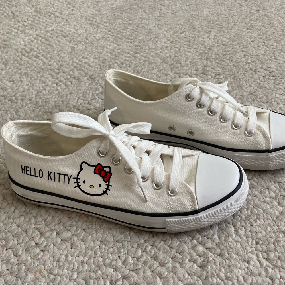 White hello kitty sneakers